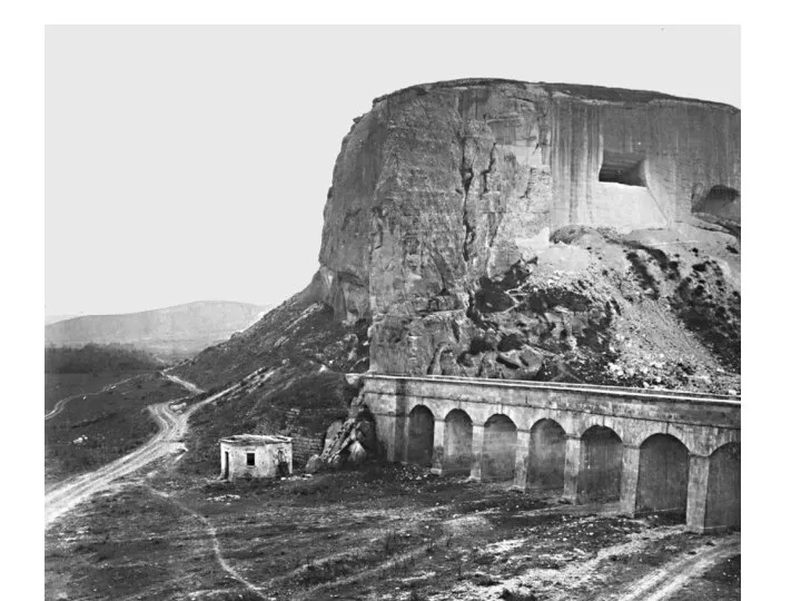 Акведук Лазаревского водопровода в Инкермане