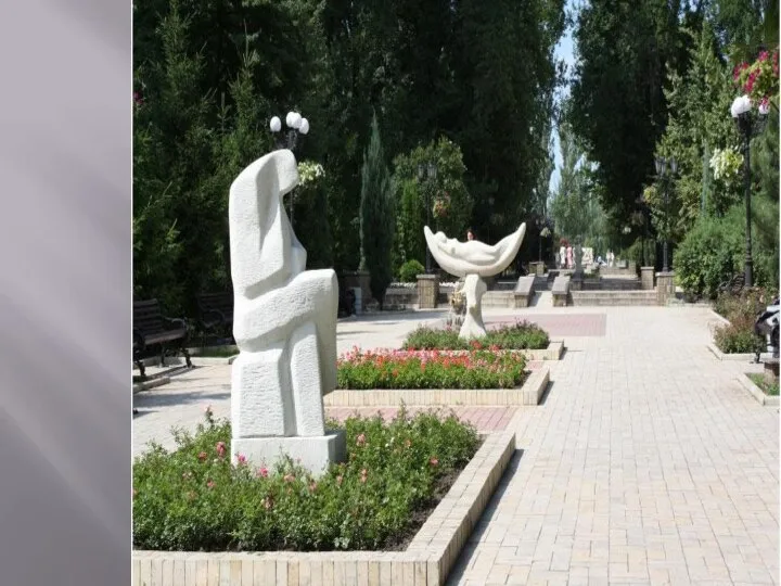 - скульптуры «Украинская степь»; скульптуры «Украинская степь»; скульптуры «Украинская степь»; - скульптуры