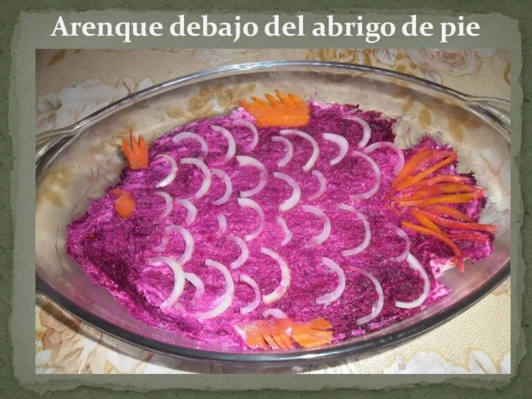 Arenque debajo del abrigo de pie