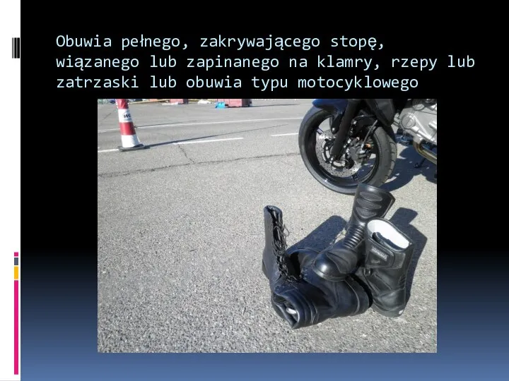 Obuwia pełnego, zakrywającego stopę, wiązanego lub zapinanego na klamry, rzepy lub zatrzaski lub obuwia typu motocyklowego