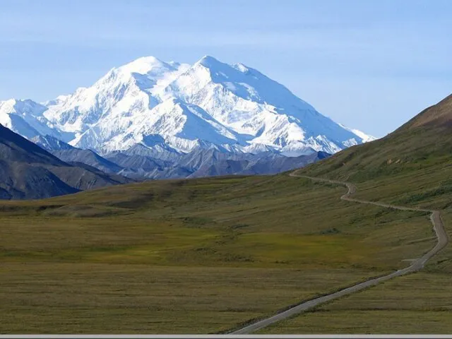 Наивысшая точка Северной Америки — гора Мак-Кинли — 6194 м. Самая низкая