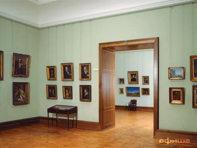 Галерея – это художественный музей, где размещаются экспозиции.