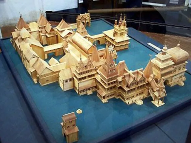 Архитектура Продолжает развиваться деревянное зодчество Дворец в Коломенском (1667-1668гг.), разобран при ЕII