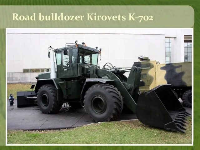 Road bulldozer Kirovets K-702